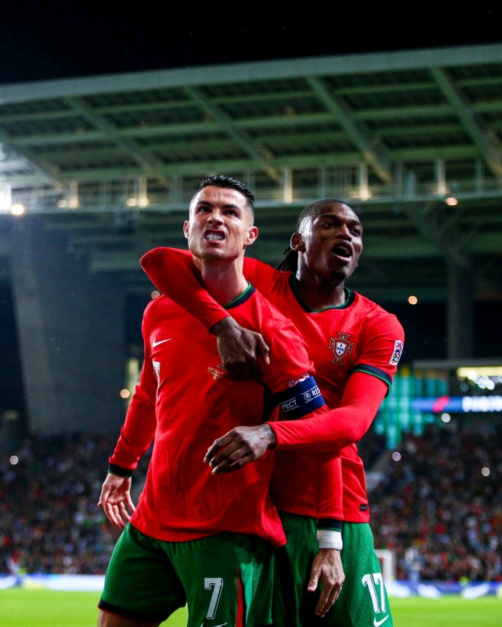 C罗在瑞士队比赛中绝杀，比分优势明显引发热议！的简单介绍